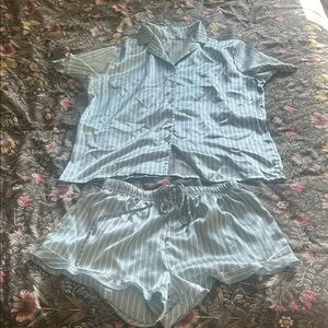 Ekouaer Satin Pajama Set – Striped Button-Up Top & Shorts (Size S)